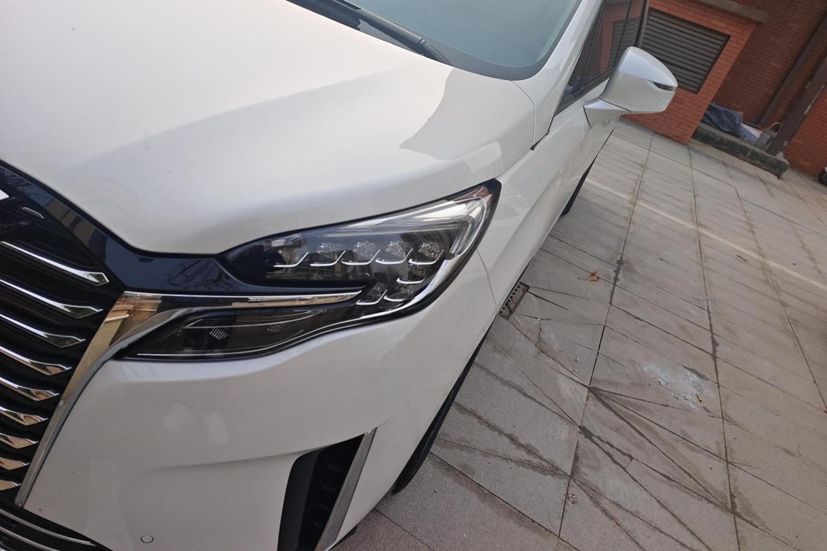 二手别克GL8 2023款 ES陆尊 2.0T 尊享型图片2