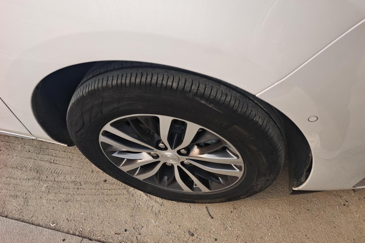 二手别克GL8 2023款 ES陆尊 2.0T 尊享型图片5