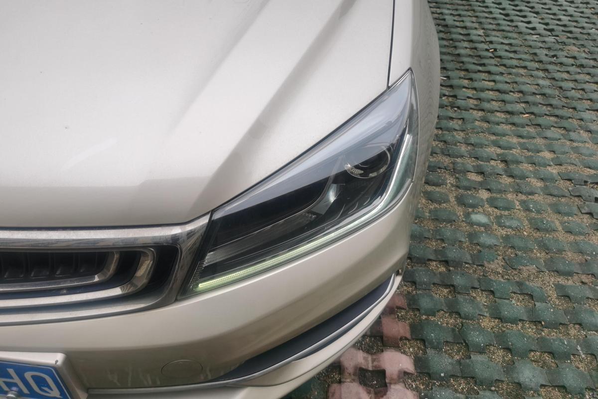 二手帝豪 2018款 1.5L 手动向上互联版图片2