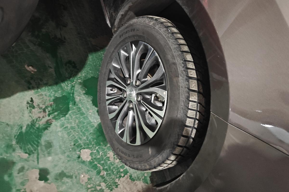 二手别克GL8 2023款 陆上公务舱 2.0T 舒适型图片5