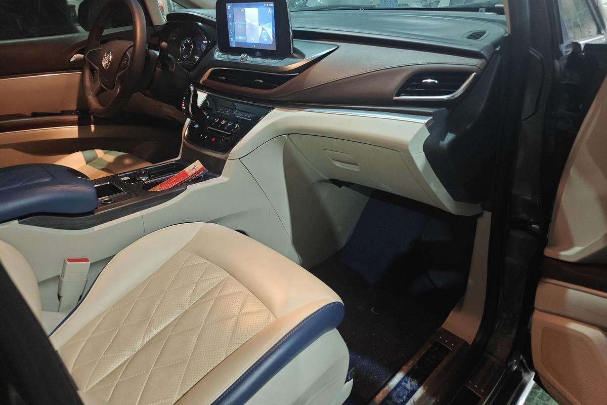 二手别克GL8 2023款 陆上公务舱 2.0T 舒适型图片6