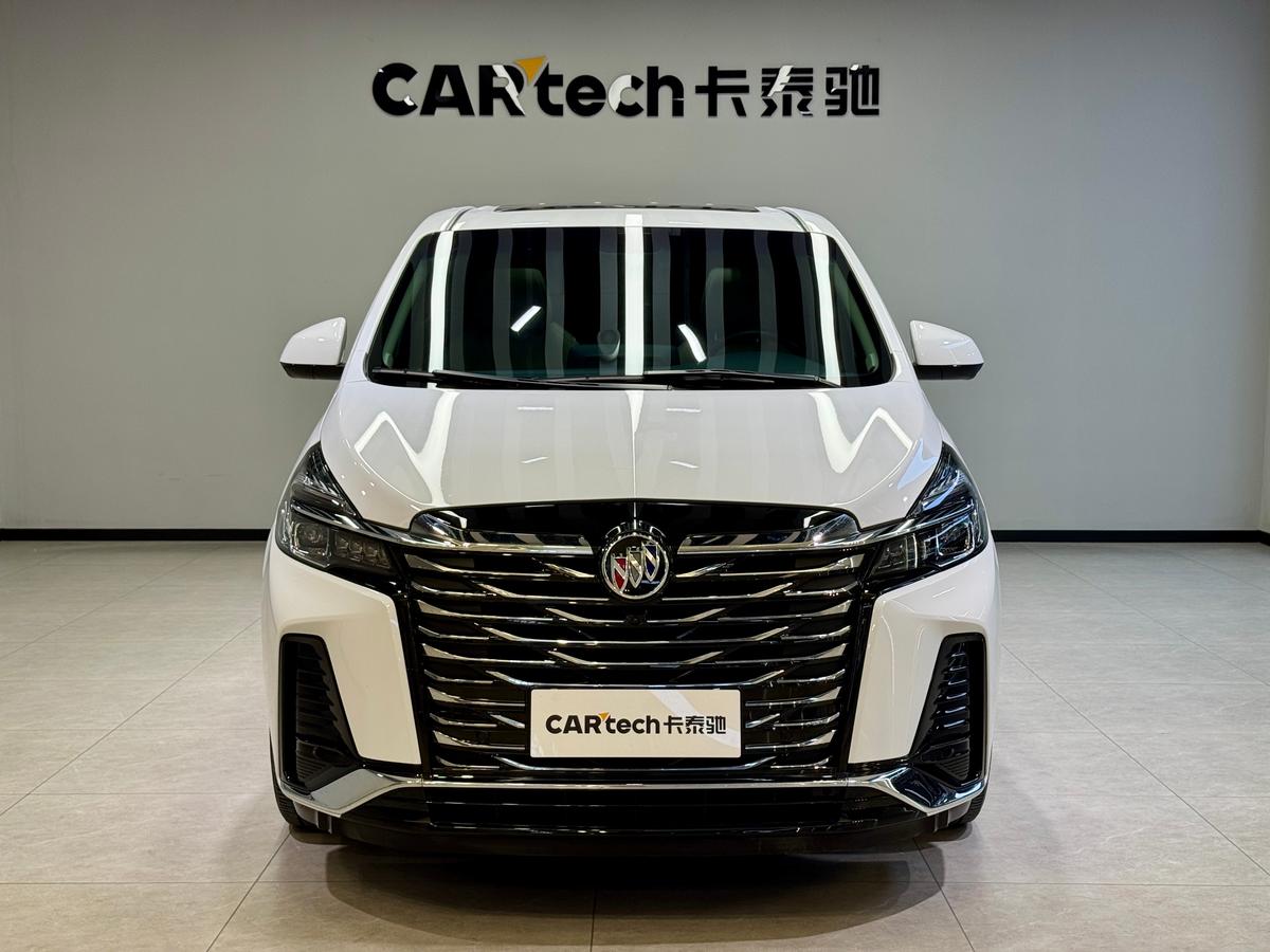 二手别克GL8 2023款 陆上公务舱 2.0T 豪华型图片3