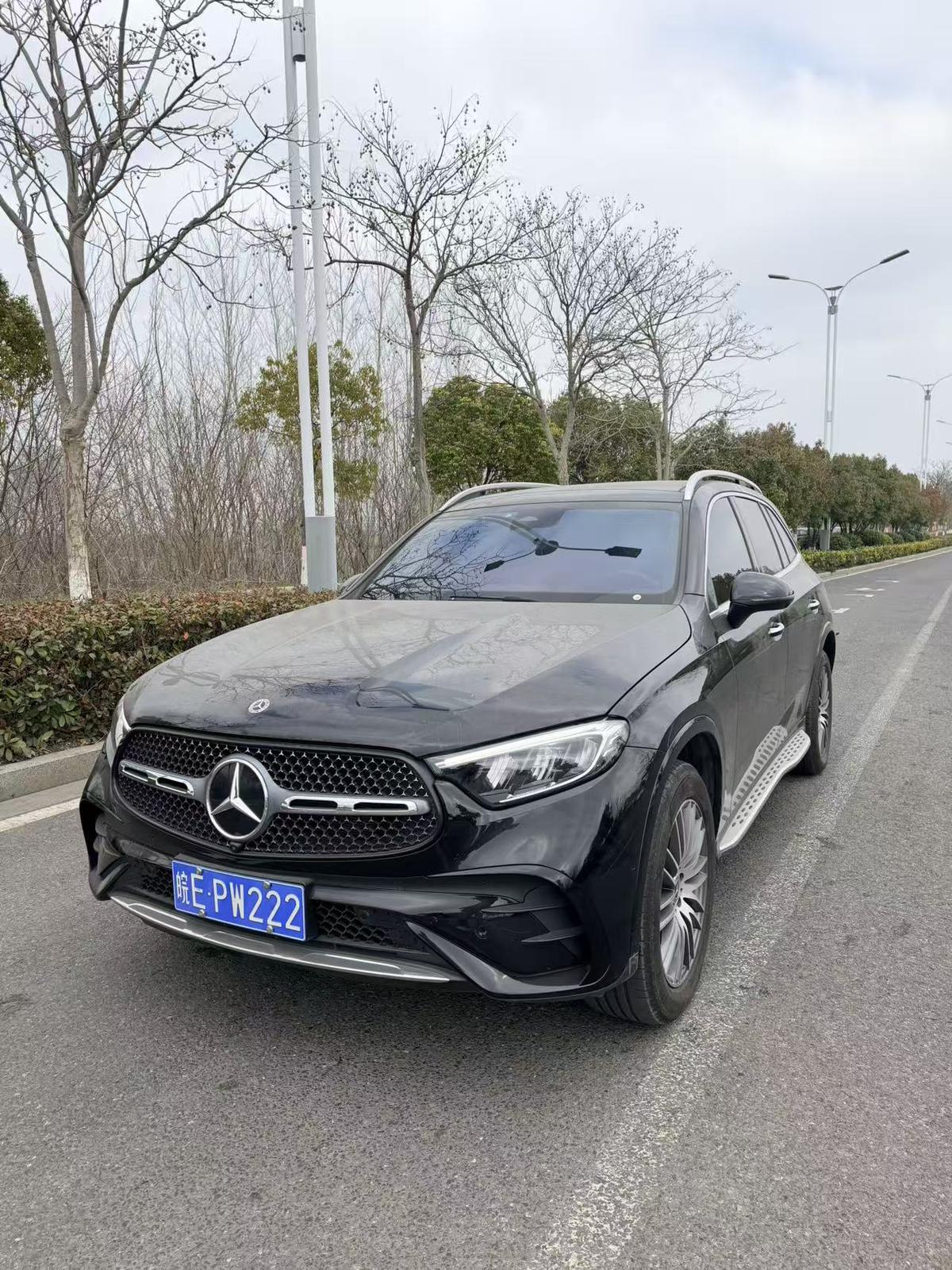 二手奔驰GLC 2024款 改款 GLC 300 L 4MATIC 动感型 5座图片1