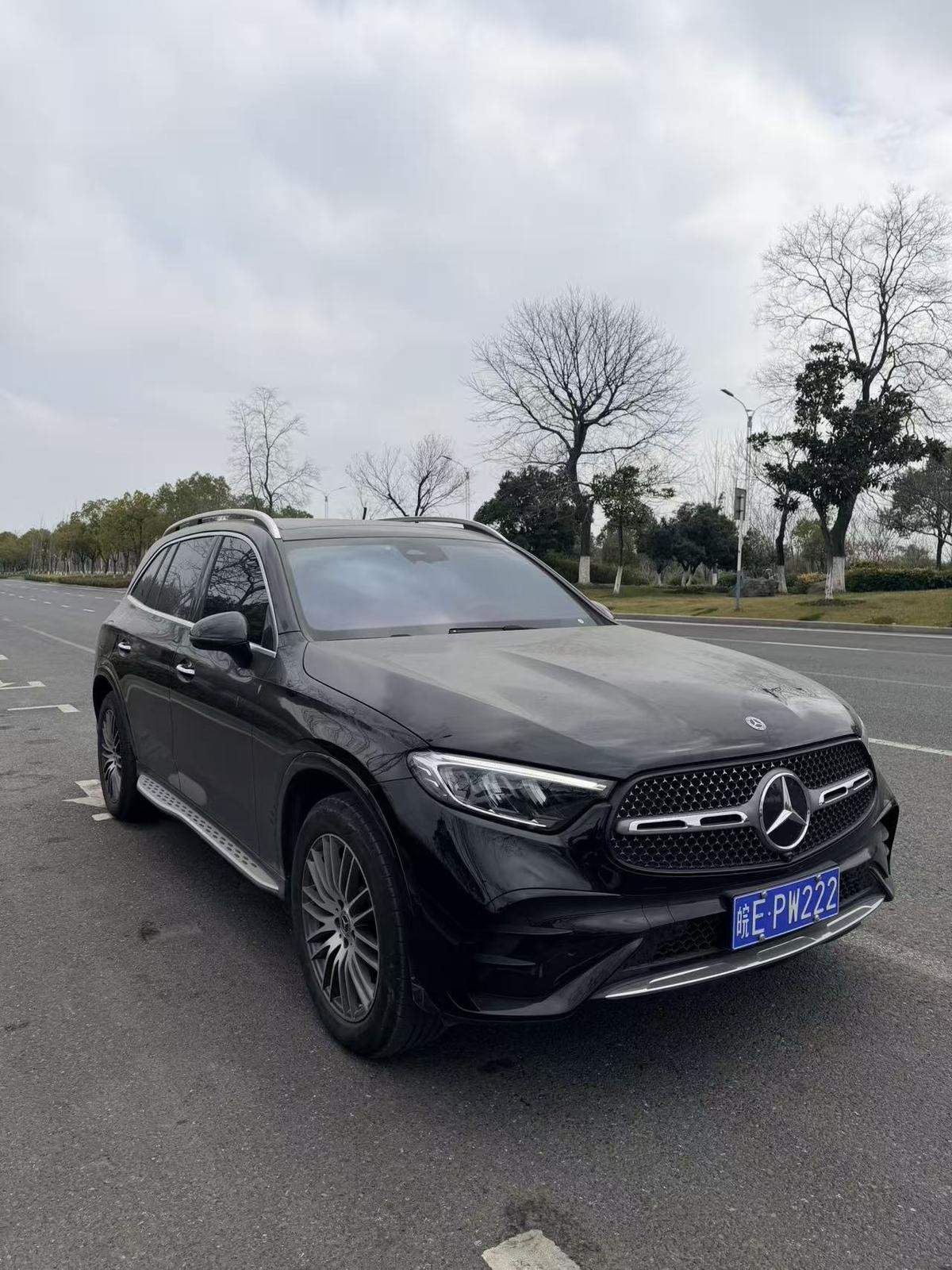 二手奔驰GLC 2024款 改款 GLC 300 L 4MATIC 动感型 5座图片2