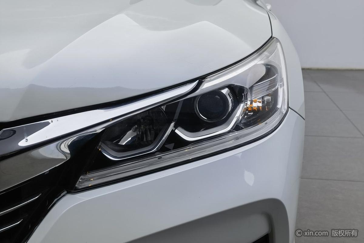 二手雅阁 2016款 2.0L 舒适版图片5