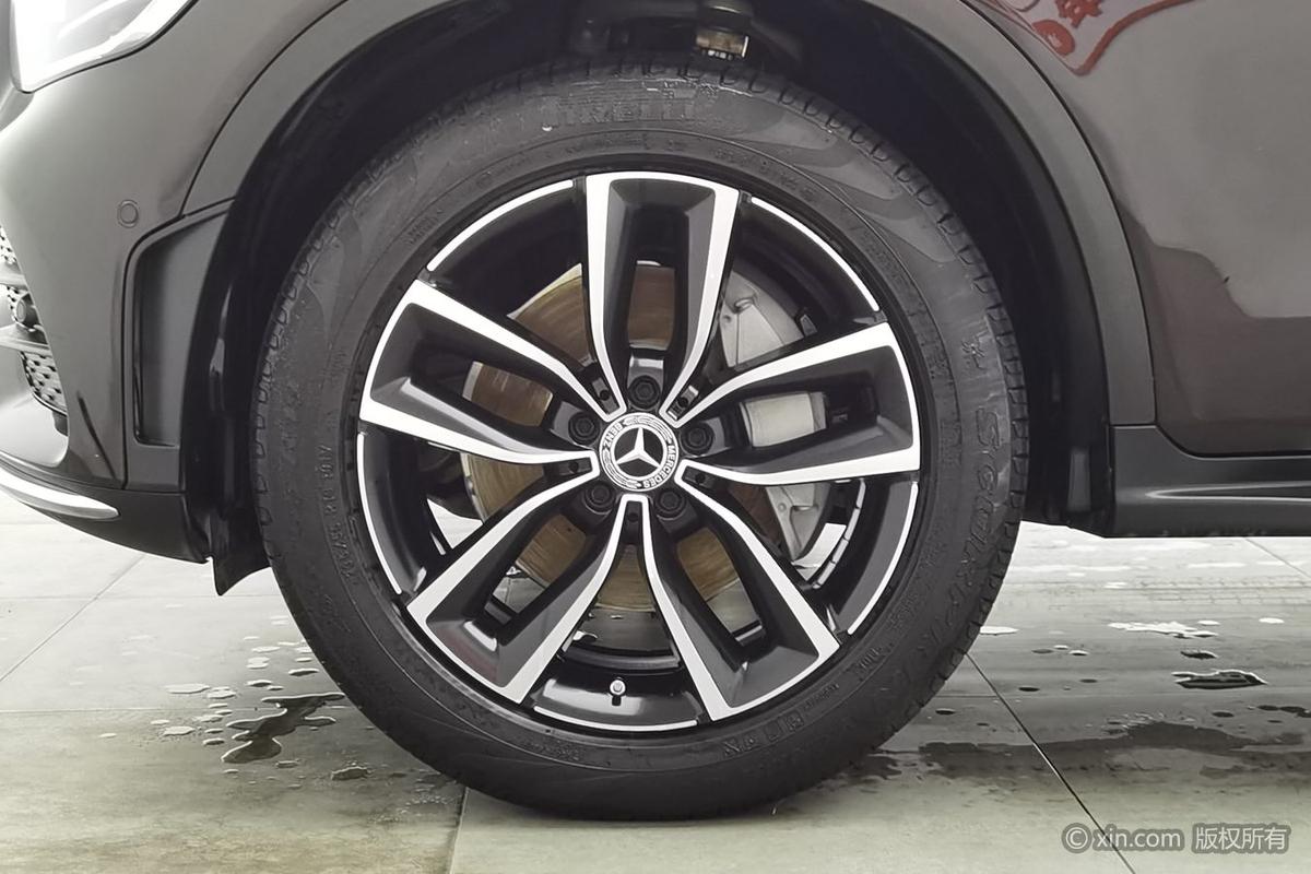 二手奔驰GLC 2022款 GLC 300 L 4MATIC 动感型图片6