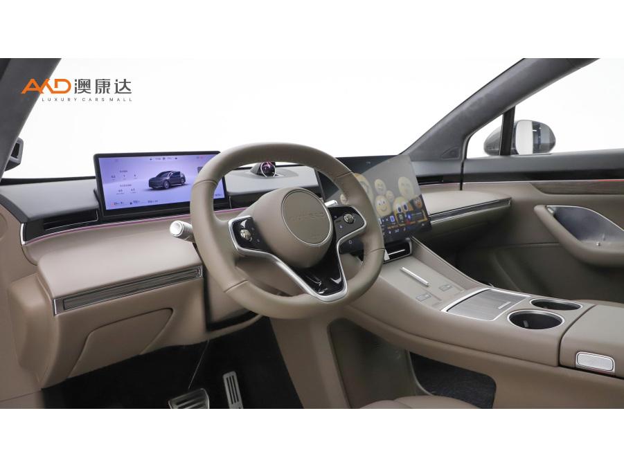 二手智界R7 2025款 增程 53.4kWh Max后驱版图片6
