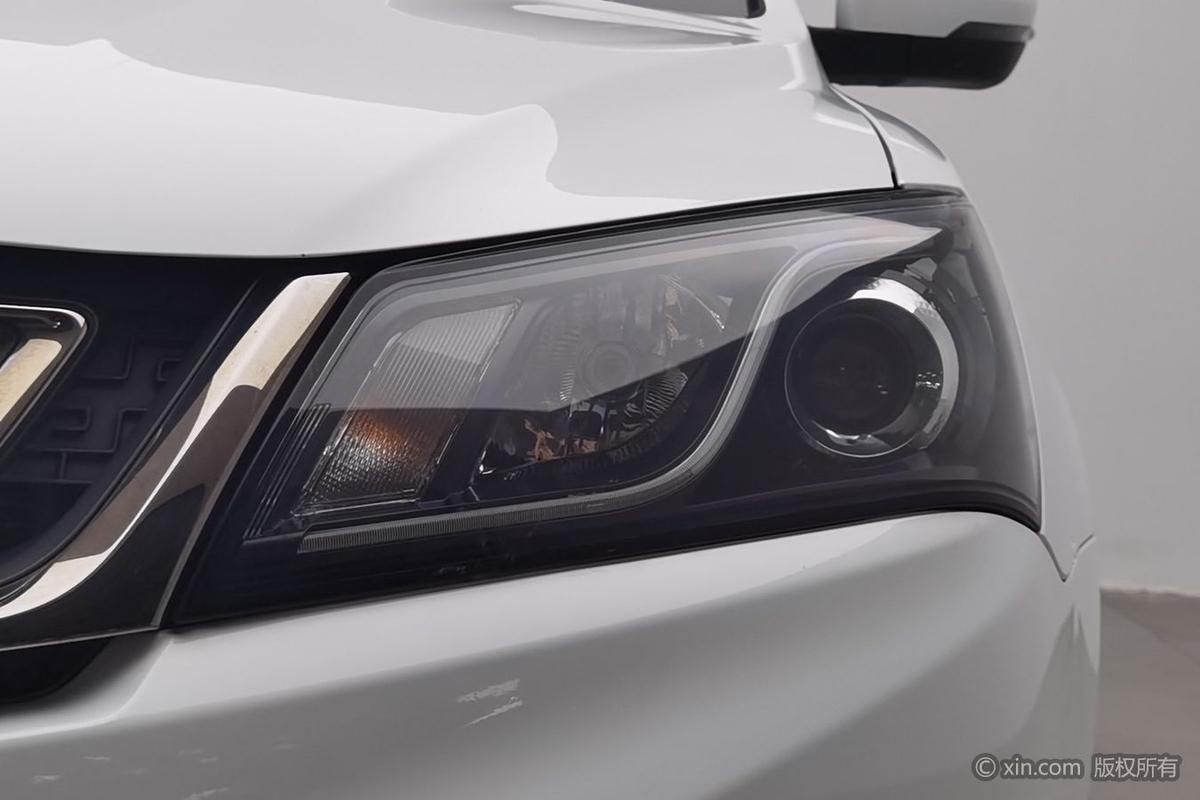 二手帝豪 2017款 三厢百万款 1.5L 手动豪华型图片5