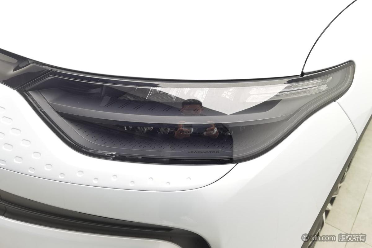 二手零跑C11 2023款 增程式 180舒享版图片5