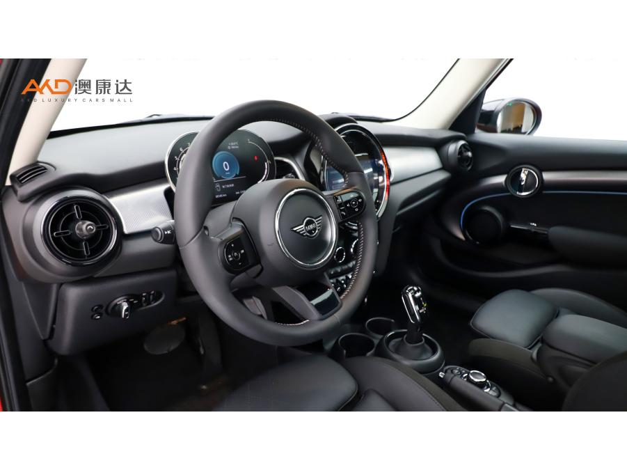 二手MINI 2022款 1.5T COOPER 艺术家 五门版图片6