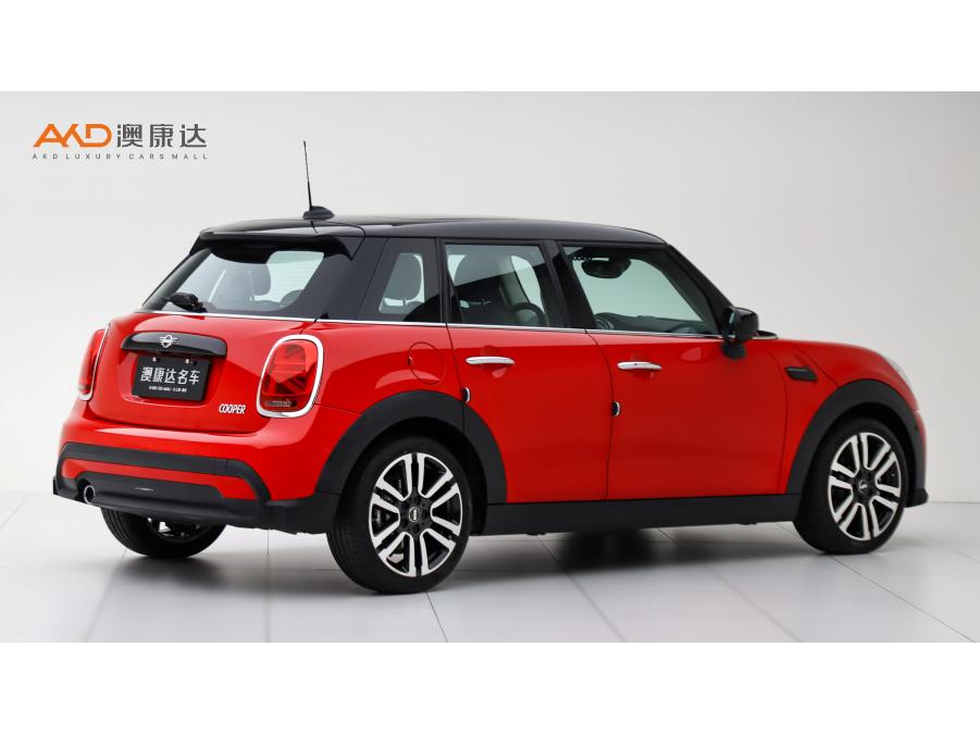 二手MINI 2022款 1.5T COOPER 艺术家 五门版图片3