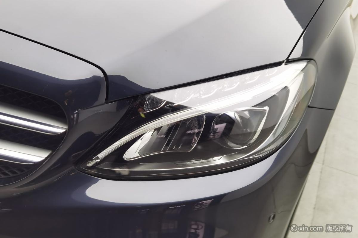 二手奔驰C级 2017款 改款 C 200 L 运动版图片5