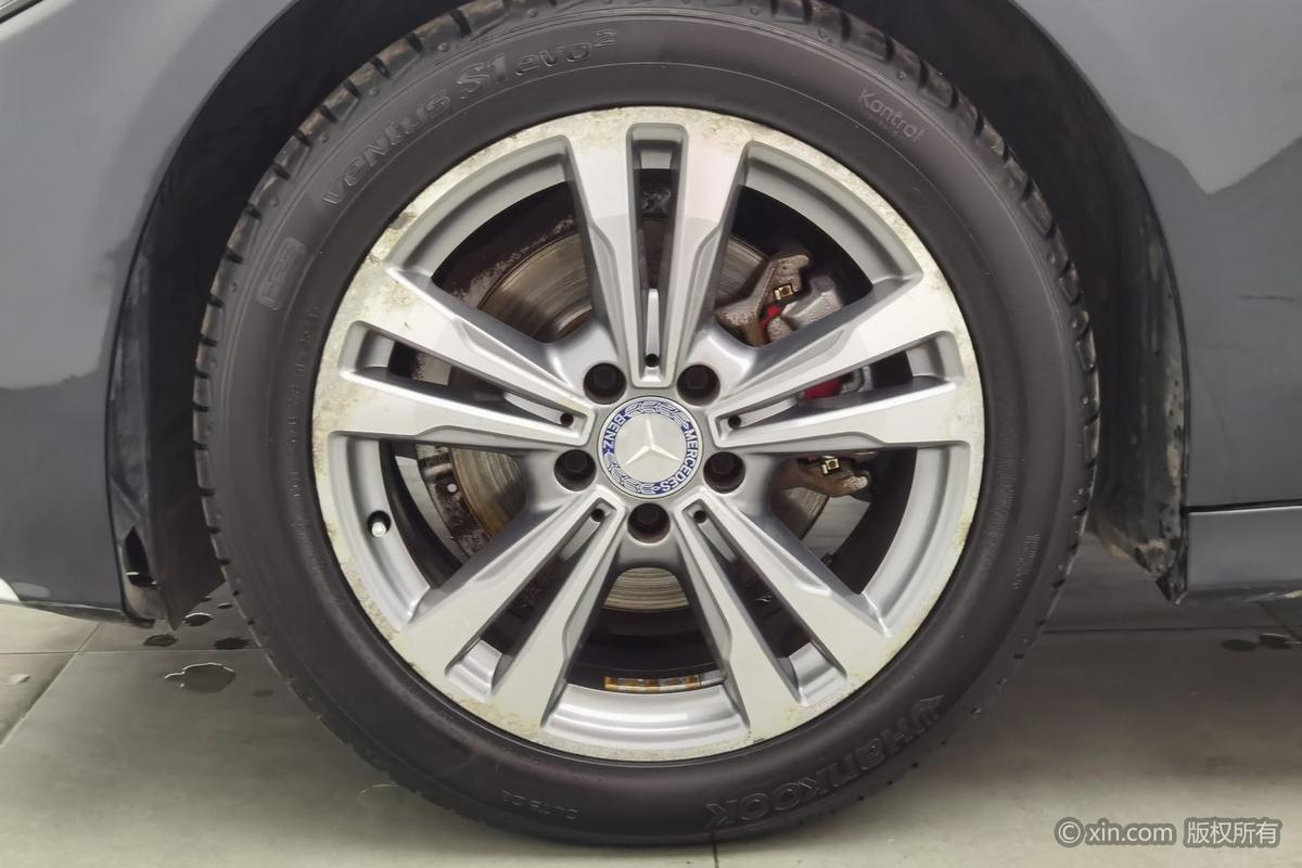 二手奔驰C级 2017款 改款 C 200 L 运动版图片6