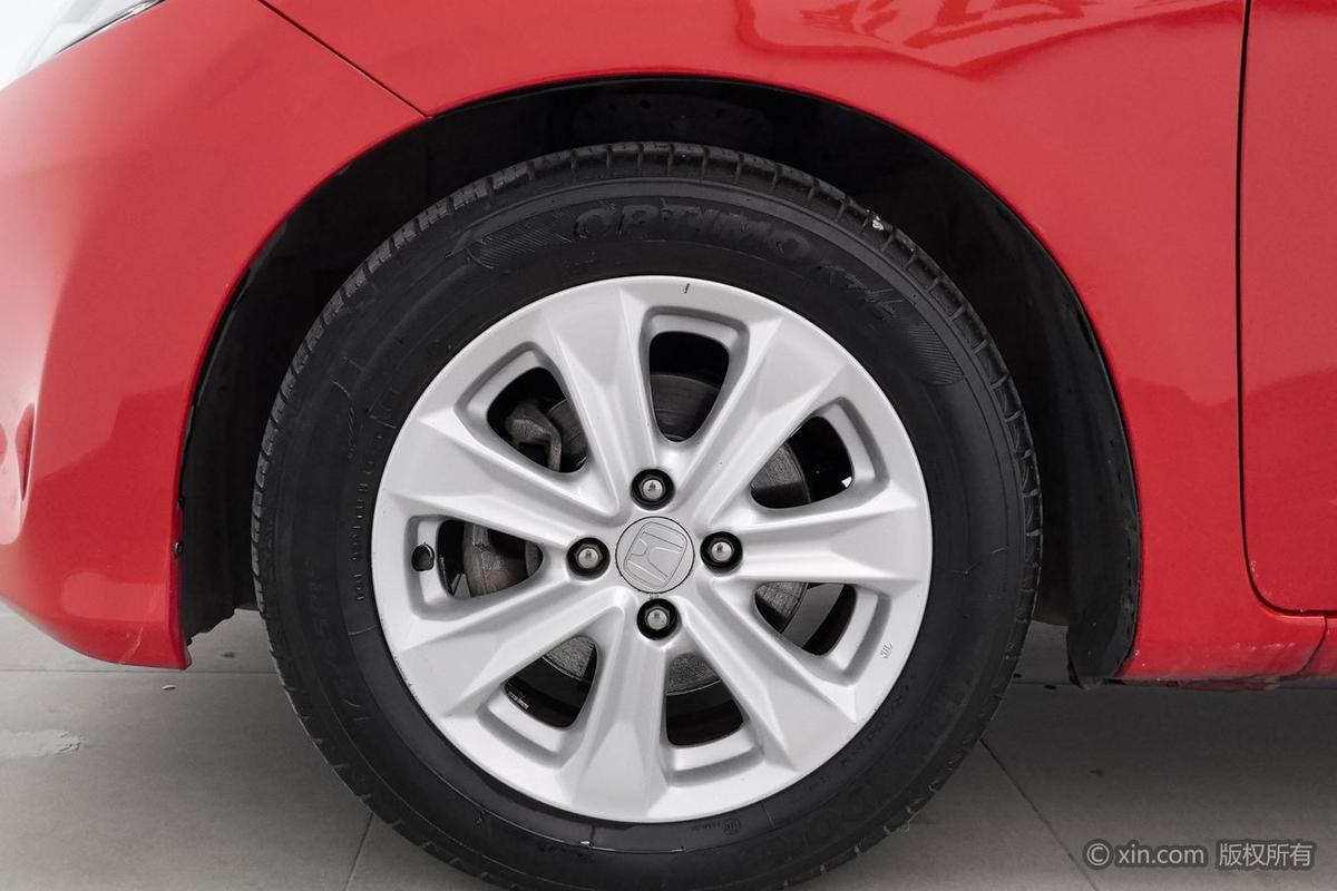 二手飞度 2011款 1.5L 自动豪华版图片6