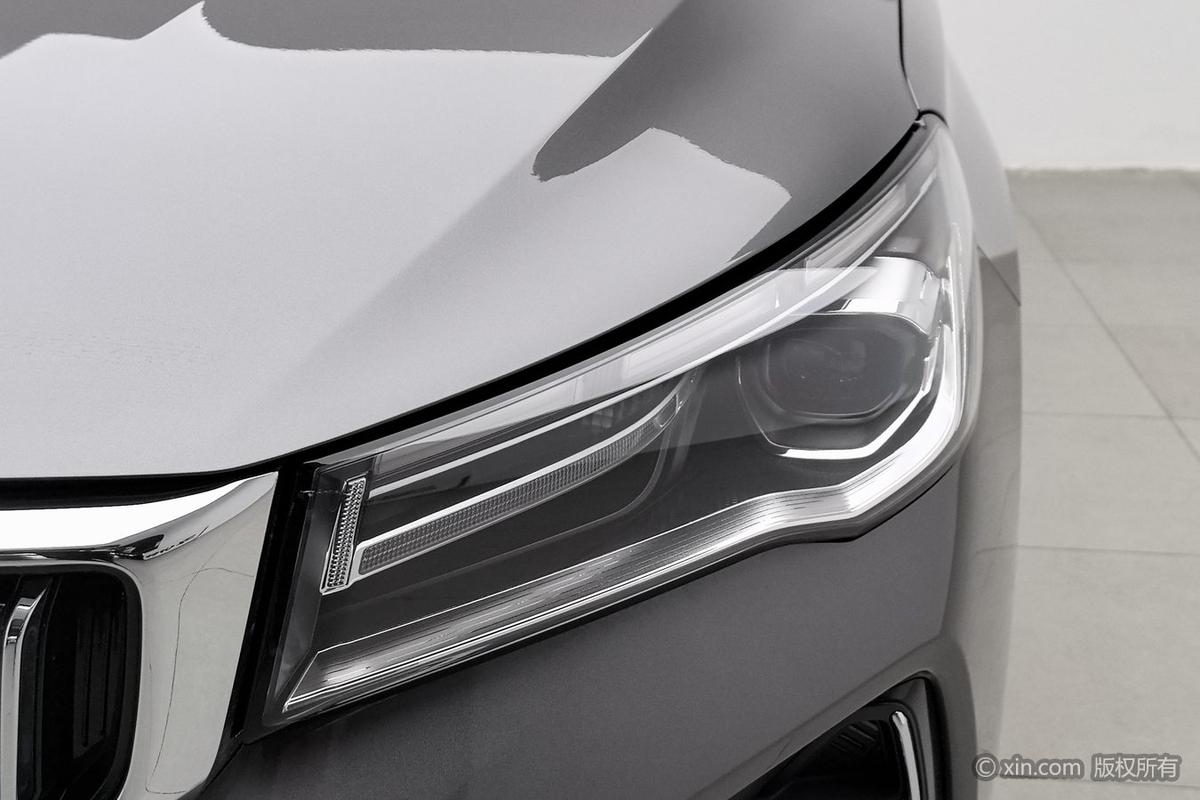 二手帝豪 2026款 400万纪念款 1.5L 手动超越型图片5