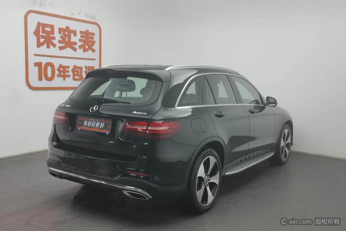 二手奔驰GLC 2018款 改款 GLC 300 4MATIC 动感型图片2
