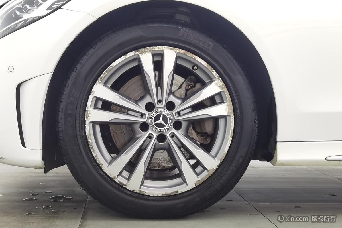 二手奔驰C级 2019款 C 180 L 时尚型运动版图片6