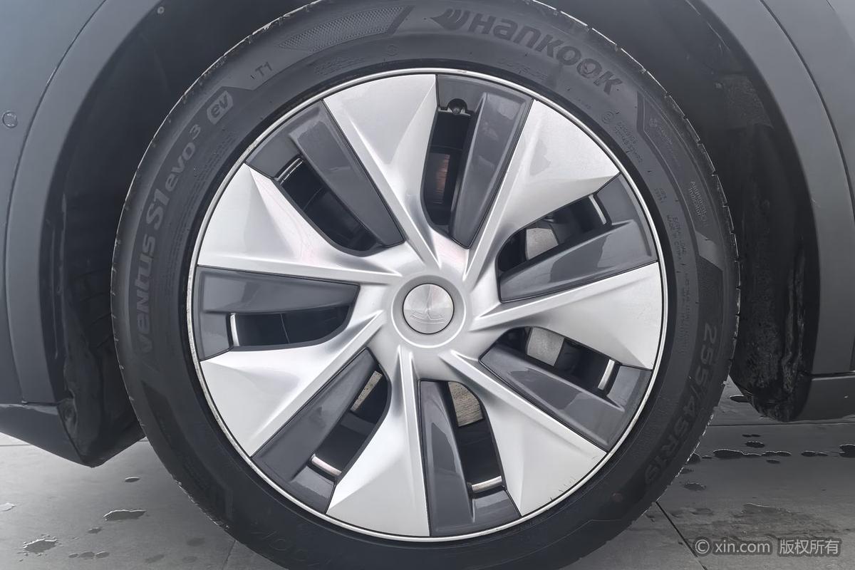 二手Model Y 2022款 长续航全轮驱动版图片6