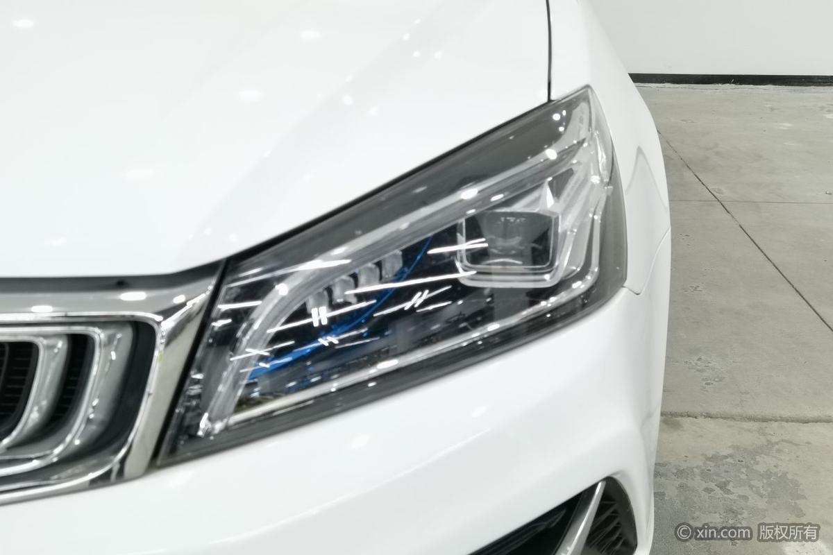 二手帝豪 2019款 领军版 1.5L 手动向上亚运版 国VI图片5