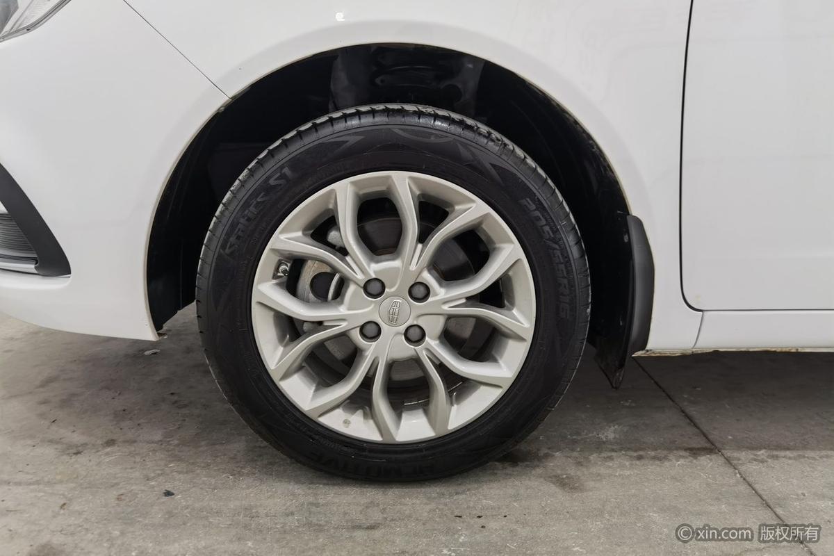 二手远景 2018款 1.5L 自动尊贵型图片6