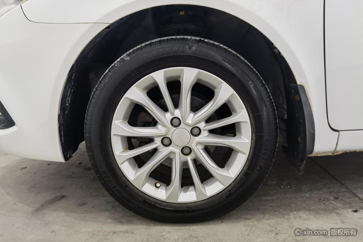 二手远景 2015款 1.5L 手动精英型图片6