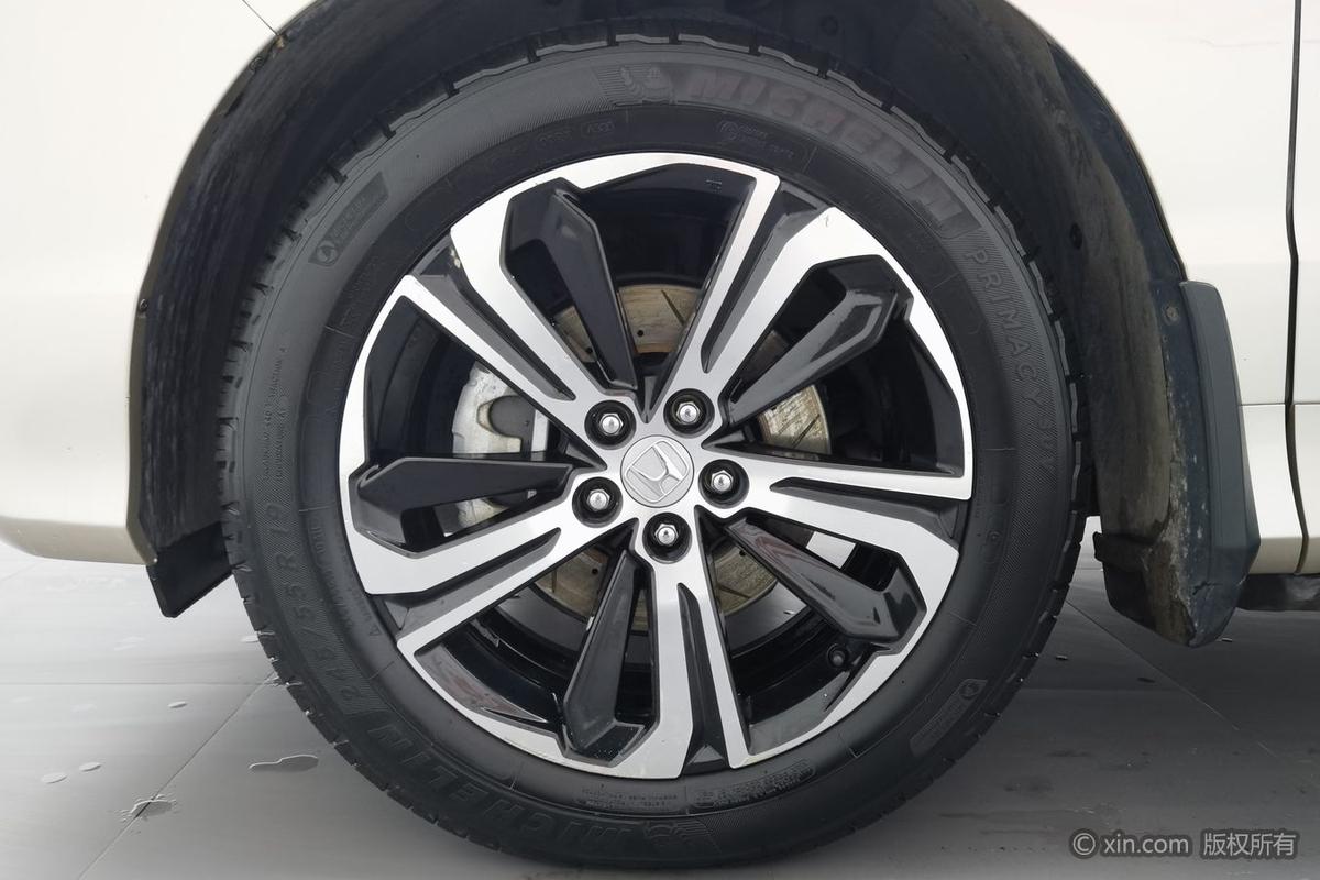 二手本田UR-V 2017款 370TURBO 四驱尊耀版 国V图片6