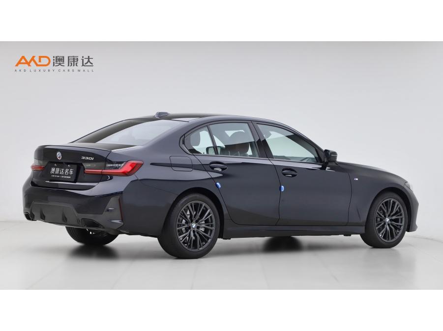 二手宝马3系 2023款 330i M运动曜夜套装图片3