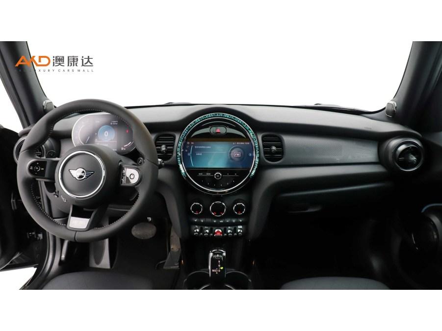 二手MINI 2023款 2.0T COOPER S 国王十字版 五门版图片5