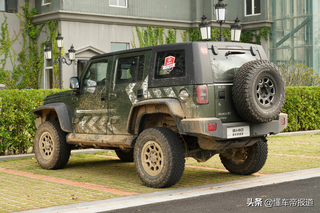 新车 | 男人的“大玩具”！试驾北京BJ40雨林穿越版图3