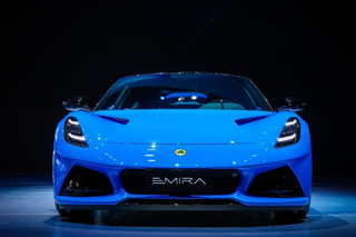 路特斯燃油车绝唱Emira售85.8万起，首款纯电SUV Type 132曝光图3