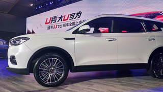 中国重汽进军乘用车市场，首款中型SUV曝光，搭载长城蜂巢动力图1