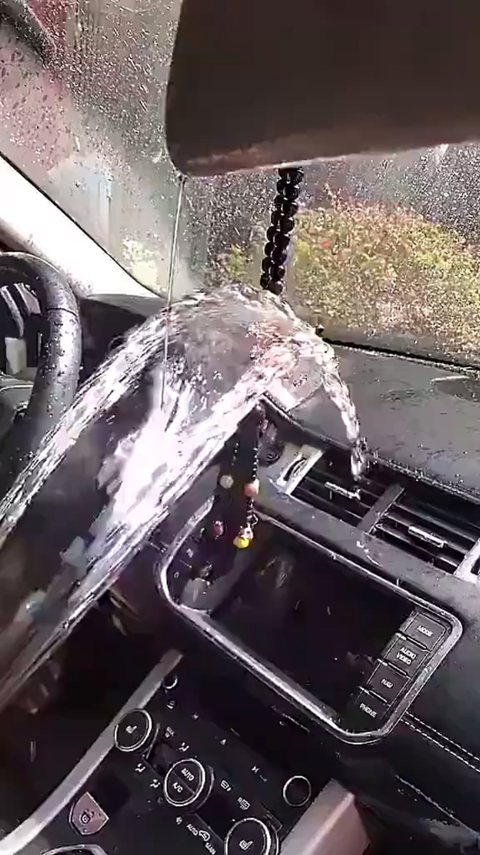洗车就得这么洗才干净视频1