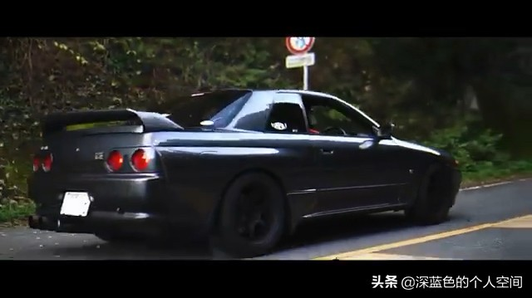 经典的日产GTR32，箱根山路，再现头文字D经典场面视频1