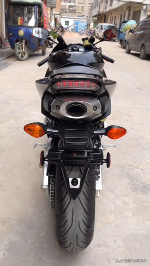阿七摩托车视频1