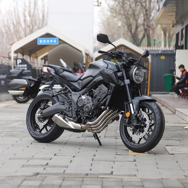 本田 CB650R 2023款 标准版级别_基本信息图