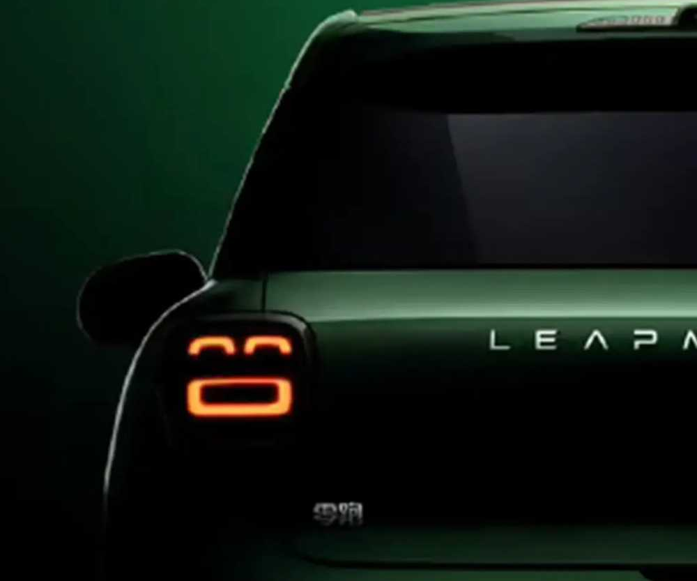 零跑A10抢先评话题封面图