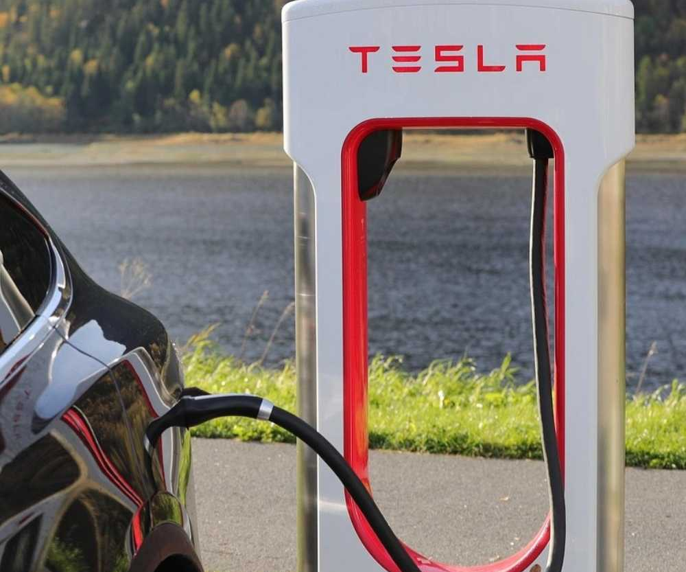 纯电续航达成率调研话题封面图