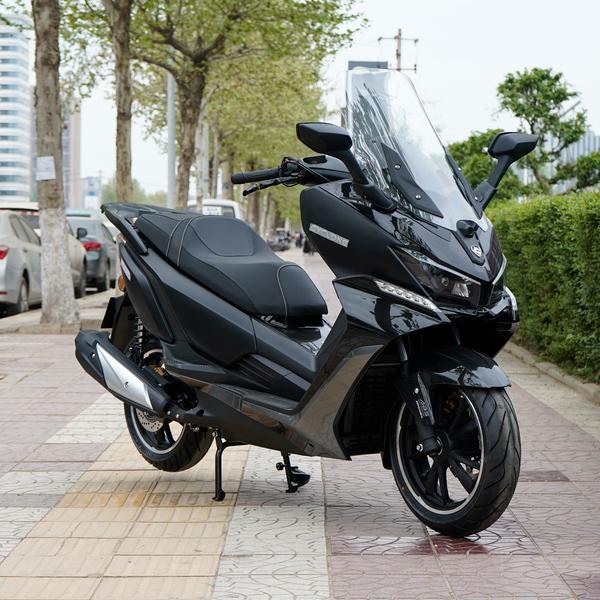 赛科龙 RT3 2025款 先锋版厂商_基本信息图