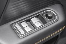 主驾车窗一键升降