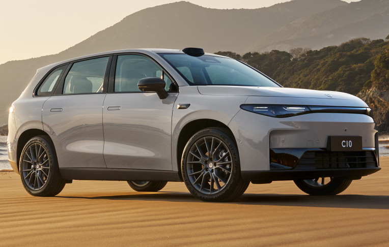 为什么选零跑B10话题封面图