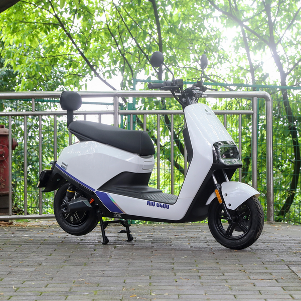 小牛 G400 2023款 动力版厂商_基本信息图