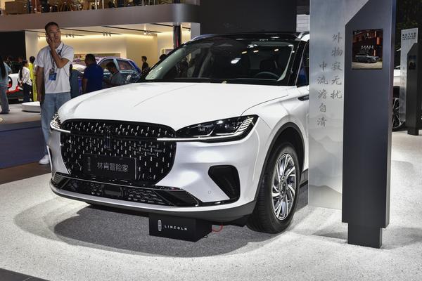 冒险家 2025款 2.0T 四驱尊耀版厂商_基本信息图