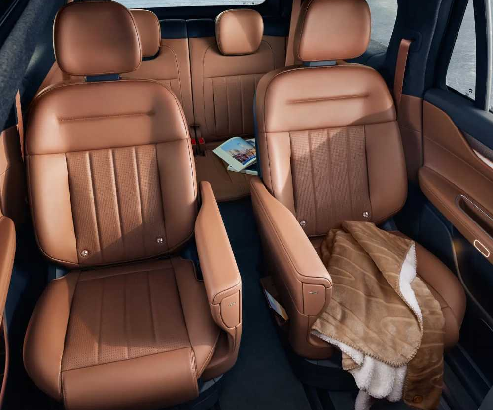 国产大六座家用SUV你选谁话题封面图