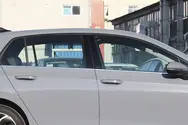 侧窗下沿镀铬装饰条