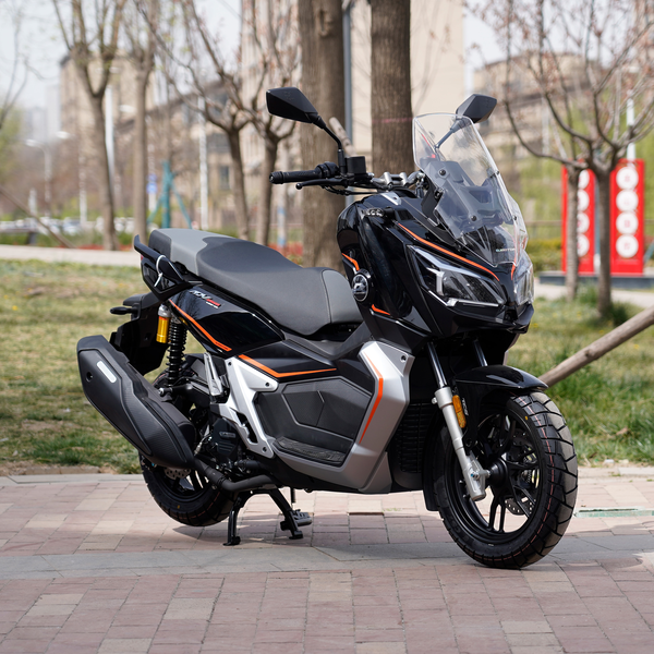 QJMOTOR 鸿250ADV 2025款 标准版厂商_基本信息图