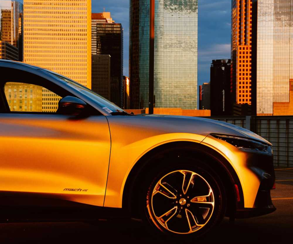 秋天的第一辆车话题封面图