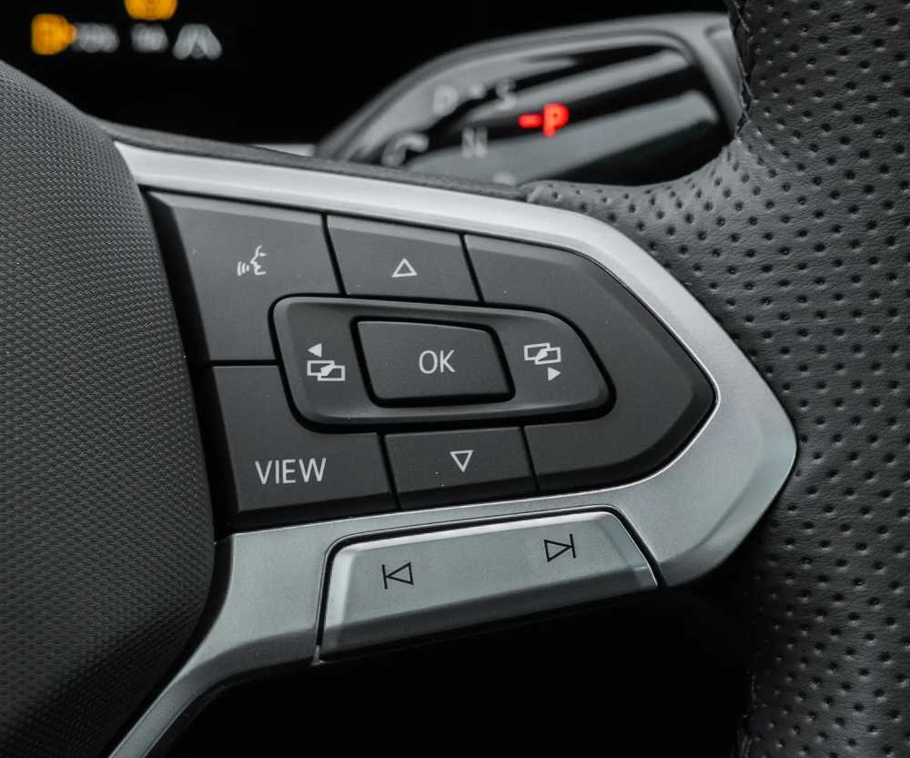 26款迈腾B9抢先评话题封面图