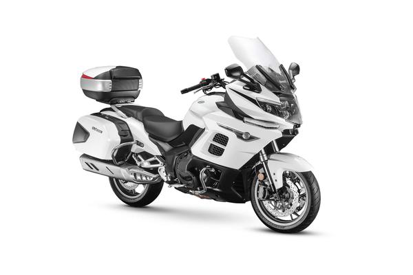 贝纳利 1200GT 2021款 标准版厂商_基本信息图