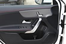 深色碳纤维样式内饰饰件