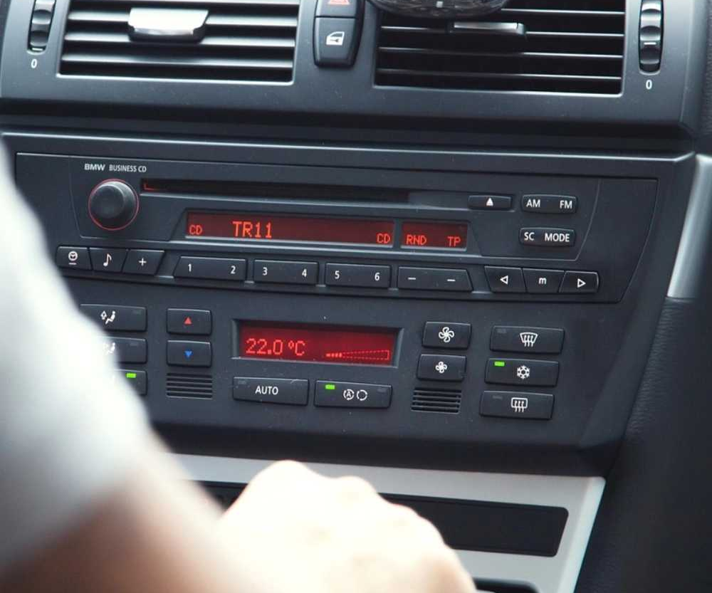 晒晒你开了十年的老车话题封面图